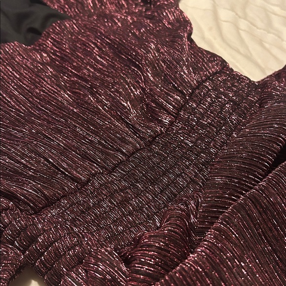 Halogen - Picture 13 of 14